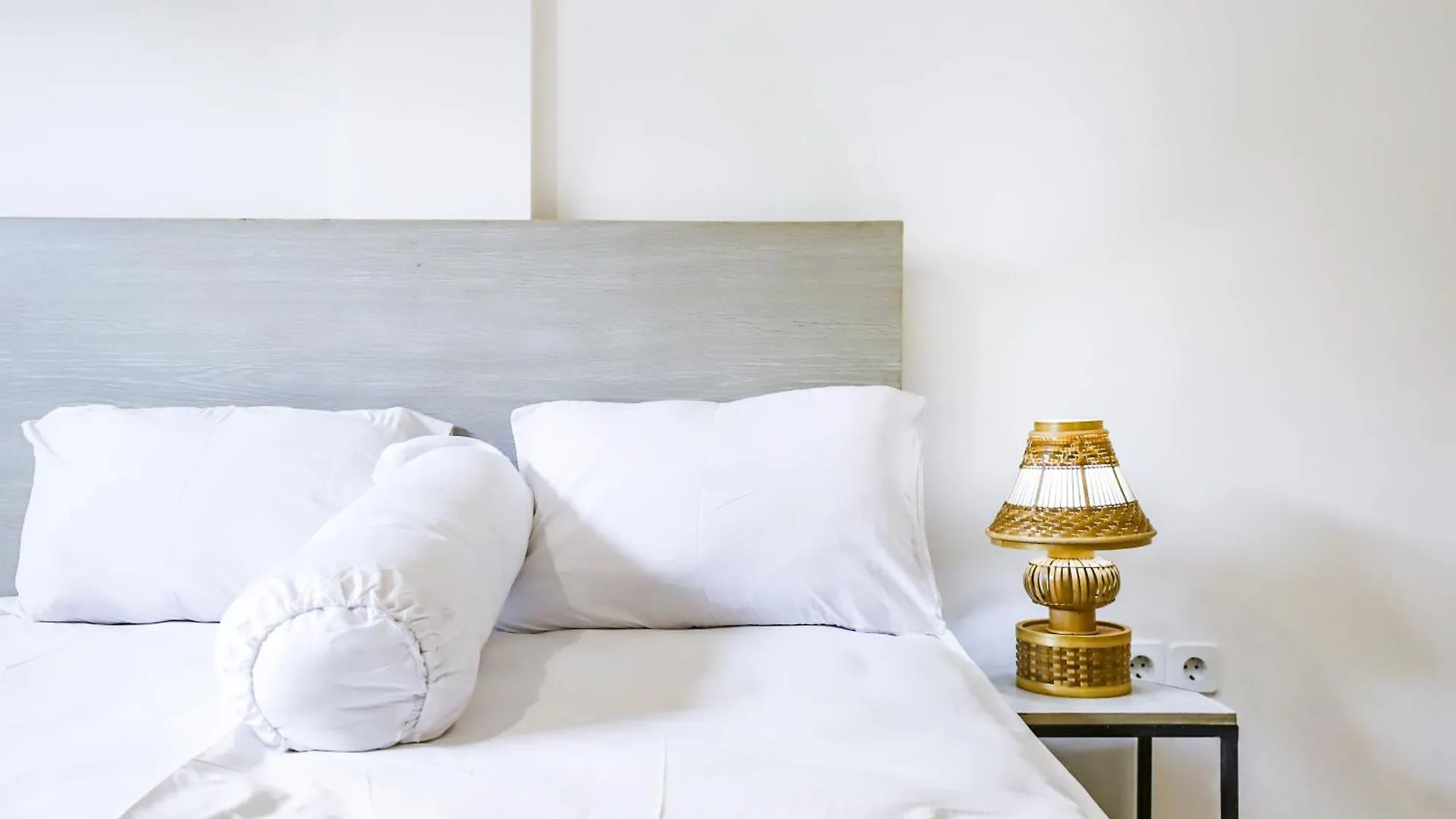 White Blue House 6 -Pvt Room, Shared Pool&Kitchen Ubud  0*, Ubud (Bali) Indonesia