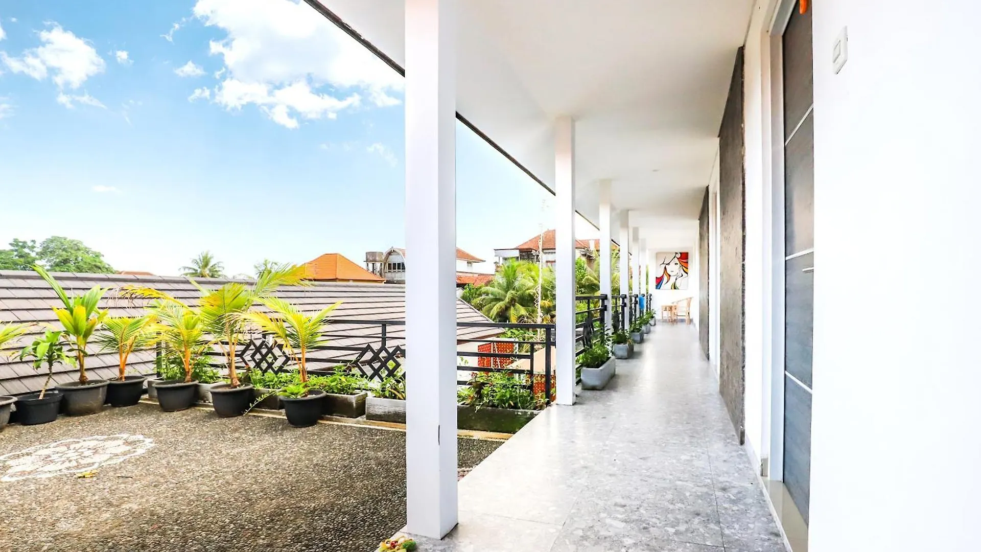 White Blue House 6 -Pvt Room, Shared Pool&Kitchen Ubud  Ubud (Bali)